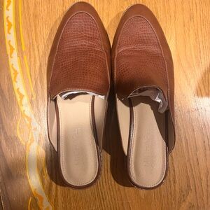 Michael by Michael Shannon Women’s Chrisley loafer in size 9